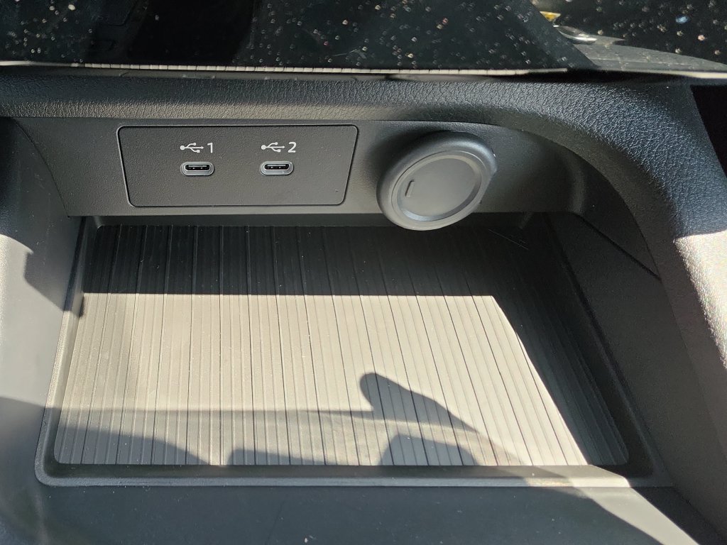 New 2027 Nissan Sentra SV w/ Floor Mat Package FWD image 34