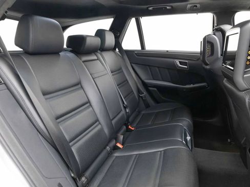 Used 2012 Mercedes-Benz E 63 AMG Wagon image 33