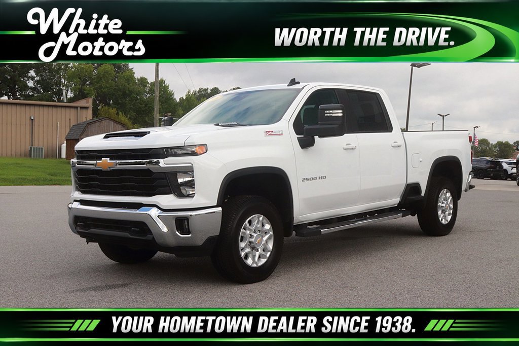 Used 2026 Chevrolet Silverado 2500 LT AWD/4WD image 1