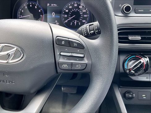 Used 2023 Hyundai Kona SEL AWD/4WD image 18