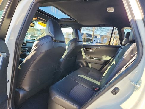 Used 2019 Toyota RAV4 XSE image 11