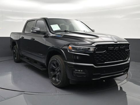 Used 2025 RAM 1500 Big Horn RWD image 5