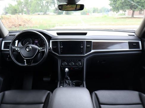 Used 2019 Volkswagen Atlas SE AWD/4WD image 16