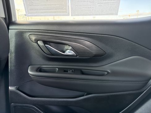 Certified 2022 GMC Terrain SLE w/ Driver Convenience Package image 28