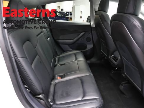 Used 2020 Tesla Model Y Long Range AWD/4WD image 16