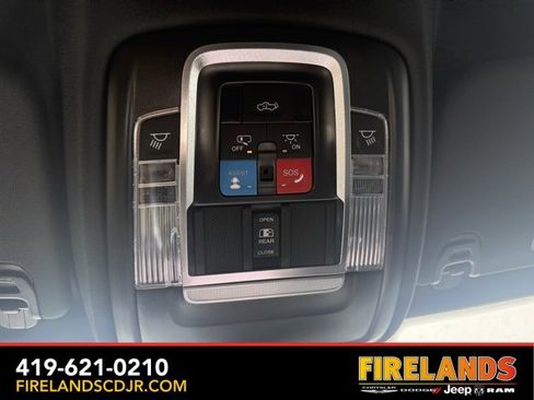 New 2026 RAM 1500 4x4 Crew Cab image 16