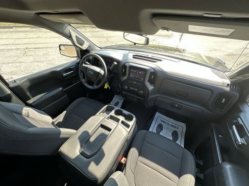 Used 2020 Chevrolet Silverado 1500 Custom Trail Boss w/ Custom Convenience Package image 14