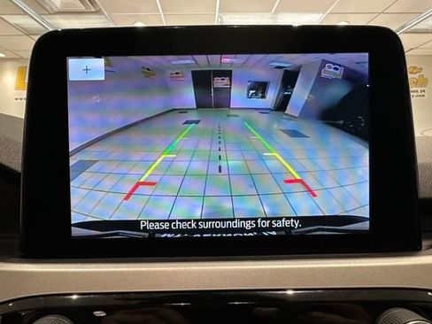 Used 2022 Ford Escape SE w/ Convenience Package image 4