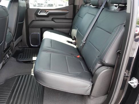 Used 2024 Chevrolet Silverado 1500 LT AWD/4WD image 24