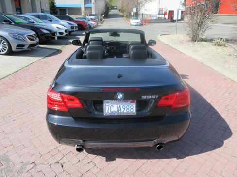 Used 2013 BMW 335i Convertible image 52