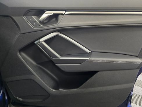 Used 2024 Audi Q3 2.0T Premium w/ Convenience Package image 25