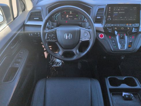 Used 2024 Honda Odyssey EX-L image 16