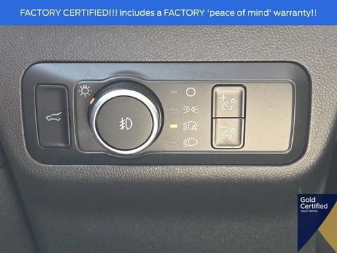 Used 2025 Ford Escape Platinum AWD/4WD image 29