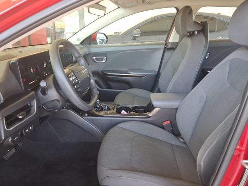 Used 2025 Kia K4 FWD image 4