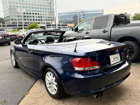 Used 2011 BMW 128i Convertible RWD image 9