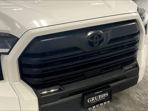 Used 2022 Toyota Tundra SR5 image 36