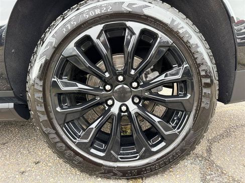 Used 2022 GMC Yukon XL Denali w/ Max Trailering Package AWD/4WD image 9