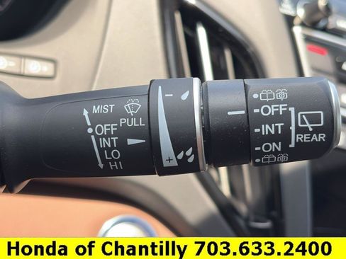 Used 2025 Acura RDX SH-AWD w/ Technology Package image 11