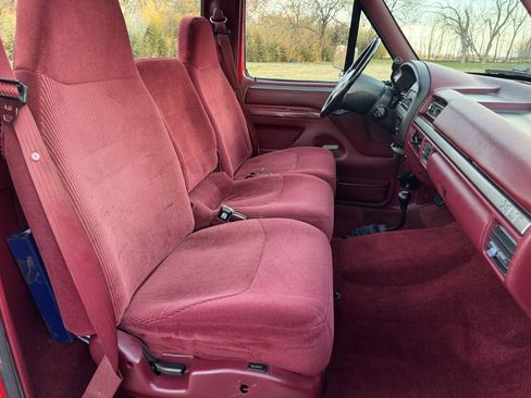 Used 1995 Ford F250 4x4 Regular Cab image 17