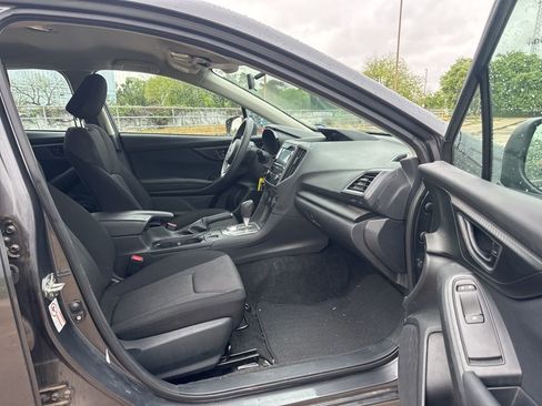 Used 2019 Subaru Impreza 2.0i w/ Eyesight image 25