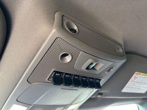 Used 2017 Ford F250 Lariat w/ Chrome Package image 19