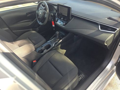Certified 2025 Toyota Corolla LE FWD image 14