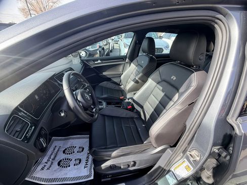 Used 2018 Volkswagen Golf 4-Door AWD/4WD image 11