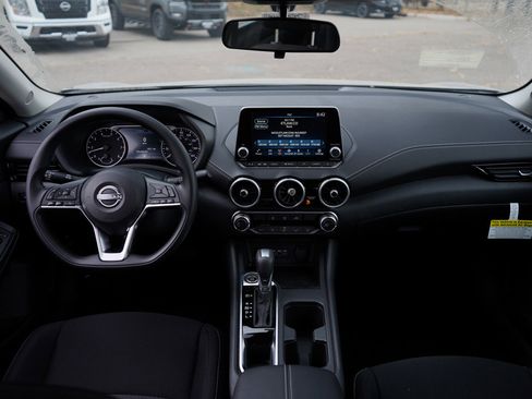 New 2025 Nissan Sentra SV image 11