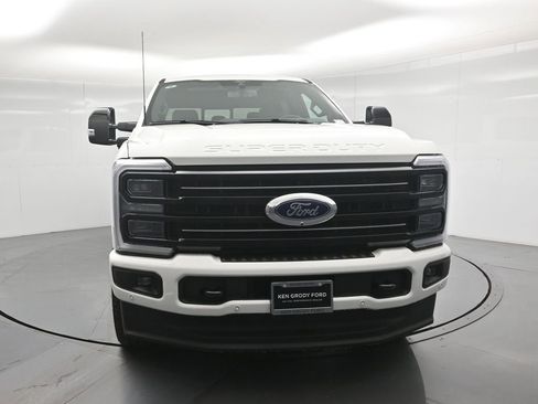 New 2026 Ford F250 Platinum image 50