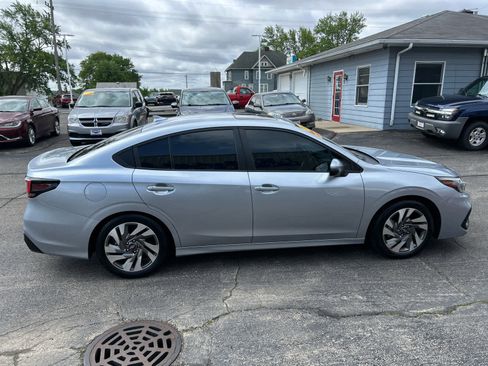 Used 2024 Subaru Legacy Limited AWD/4WD image 3