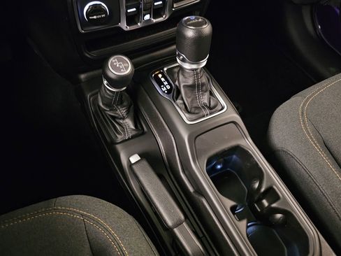 New 2026 Jeep Gladiator Sport image 30