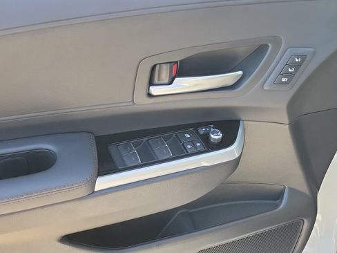 New 2026 Toyota Sienna Limited FWD image 20