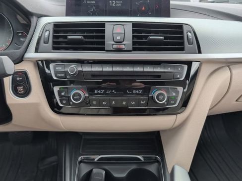 Used 2018 BMW 330i xDrive Sedan AWD/4WD image 27