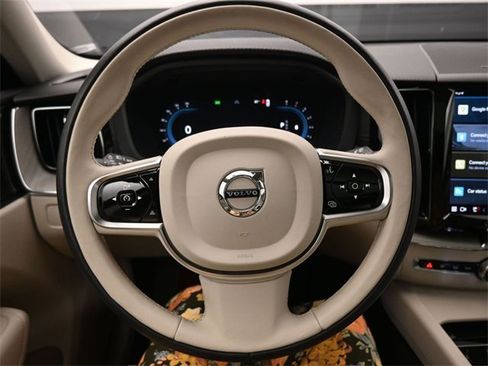Used 2023 Volvo XC60 B5 Ultimate w/ Climate Package image 24