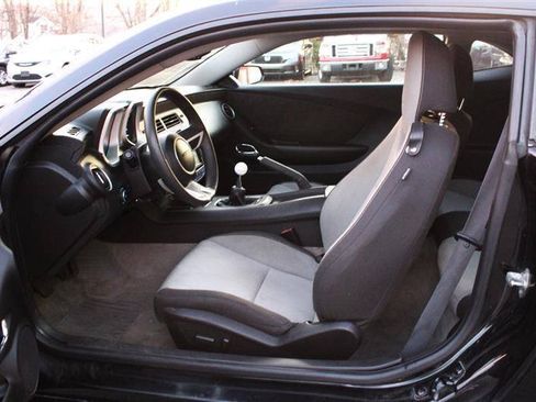 Used 2011 Chevrolet Camaro LT w/ Silver Stripe Package RWD image 10