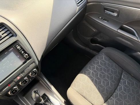 Used 2024 Mitsubishi Outlander Sport ES AWD/4WD image 13