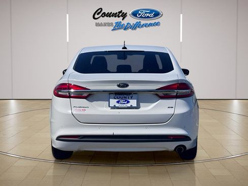 Used 2017 Ford Fusion SE w/ Fusion SE Technology Package FWD image 35