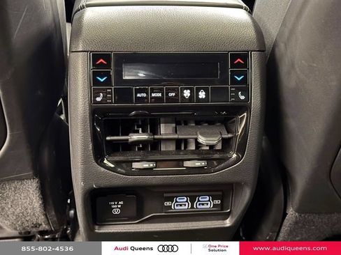 Used 2023 Jeep Grand Cherokee Overland w/ Luxury Tech Group IV AWD/4WD image 17