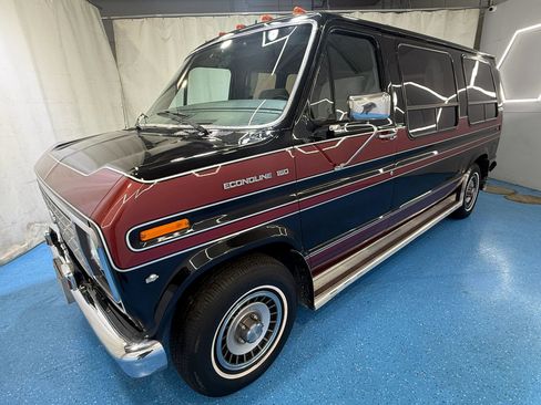 Used 1988 Ford E-150 and Econoline 150 RWD image 8