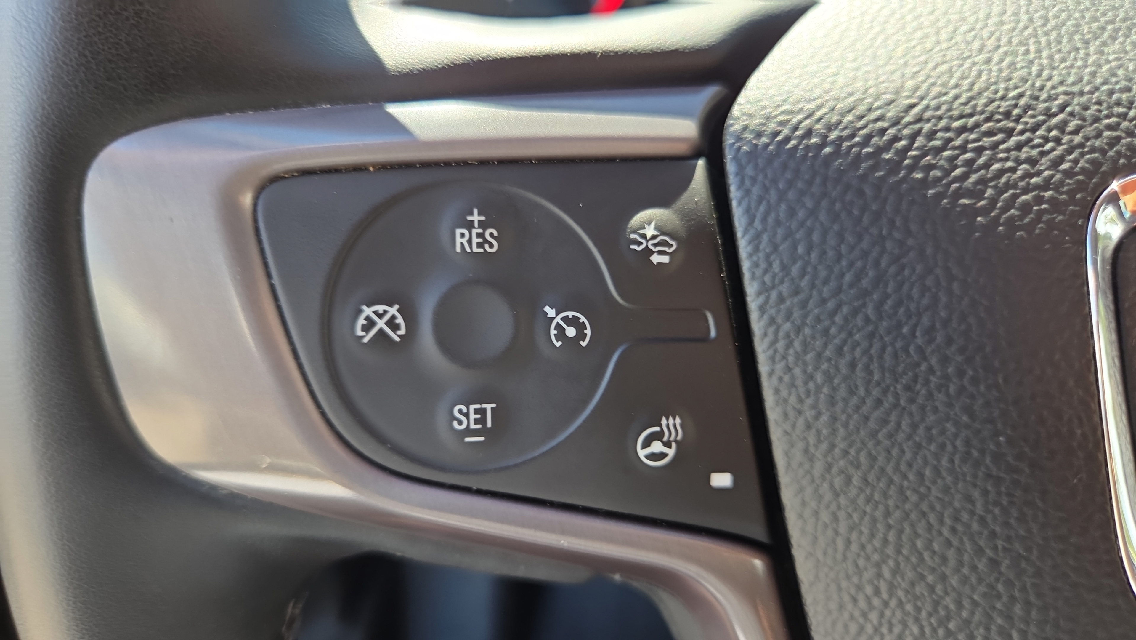 Certified 2023 GMC Acadia AT4 w/ Technology Package AWD/4WD image 26