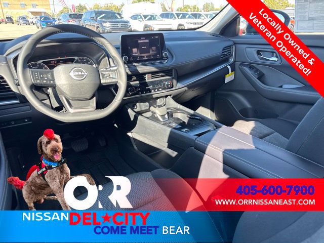 New 2027 Nissan Rogue SV FWD image 12