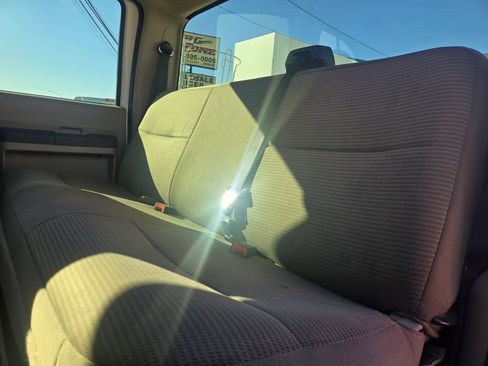 Used 2009 Ford F350 Lariat image 13