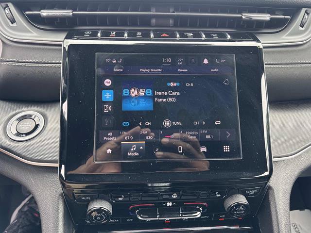 Used 2023 Jeep Grand Cherokee Altitude AWD/4WD image 17