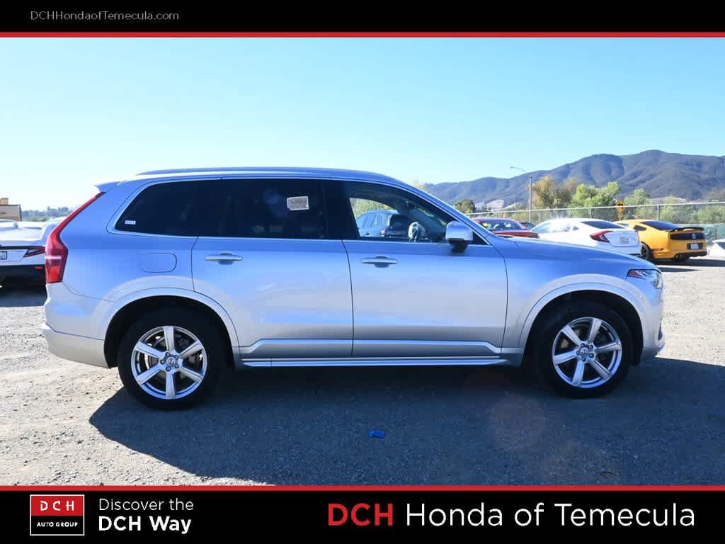 Used 2022 Volvo XC90 T5 Momentum AWD/4WD image 5
