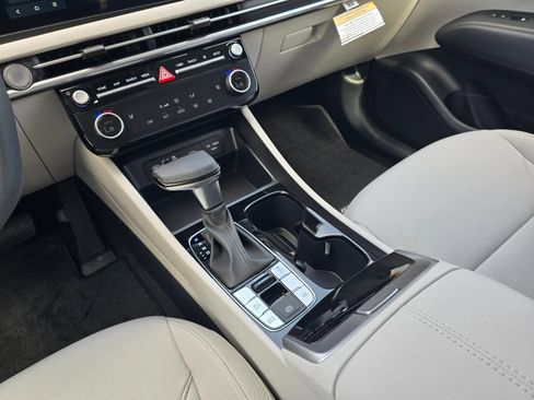 New 2026 Hyundai Tucson SEL FWD image 16