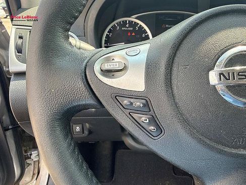 Used 2017 Nissan Sentra SV FWD image 22