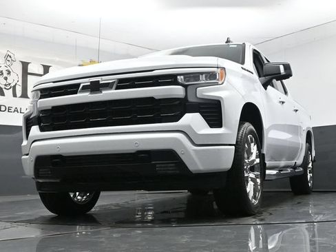 New 2026 Chevrolet Silverado 1500 RST w/ Safety Package AWD/4WD image 4