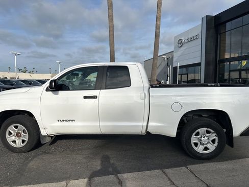 Used 2015 Toyota Tundra SR5 w/ Tow Package image 8