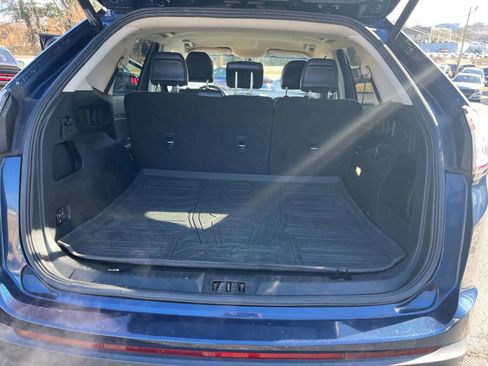 Used 2017 Ford Edge SEL w/ Equipment Group 201A image 12