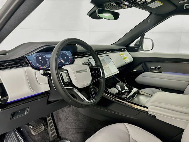 New 2027 Land Rover Range Rover Sport SE AWD/4WD image 9